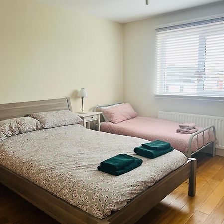 Penthouse Apartment - Town Centre, Sea Views, Secure Parking Portrush Zewnętrze zdjęcie