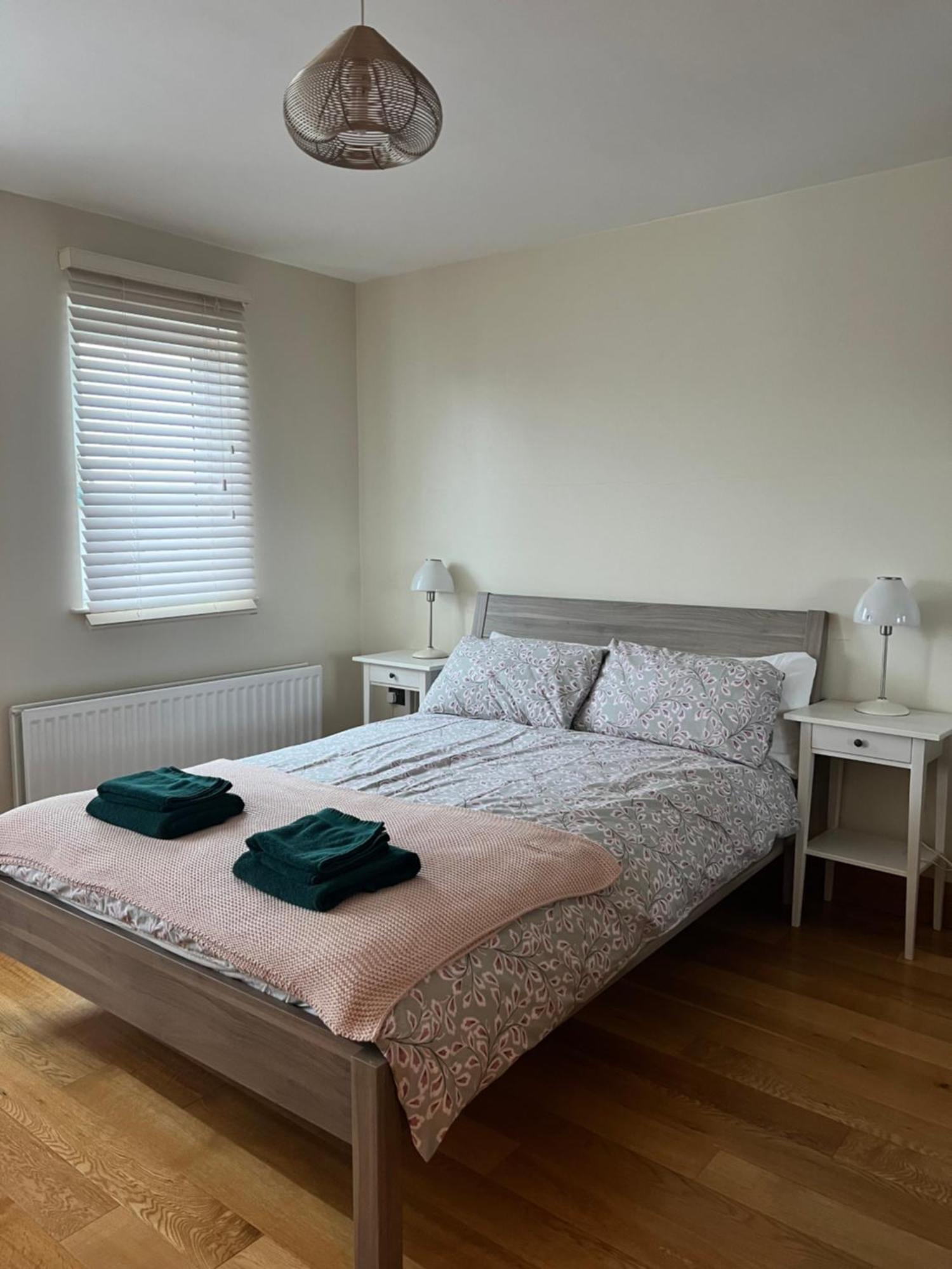 Penthouse Apartment - Town Centre, Sea Views, Secure Parking Portrush Zewnętrze zdjęcie